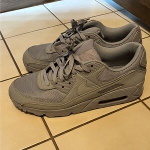 Nike Men's Charcoal Sneakers